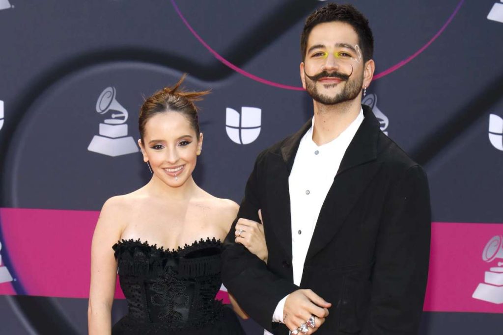 Camilo y Evaluna sorprenden con las primeras fotos de Índigo, su bebé no binaria