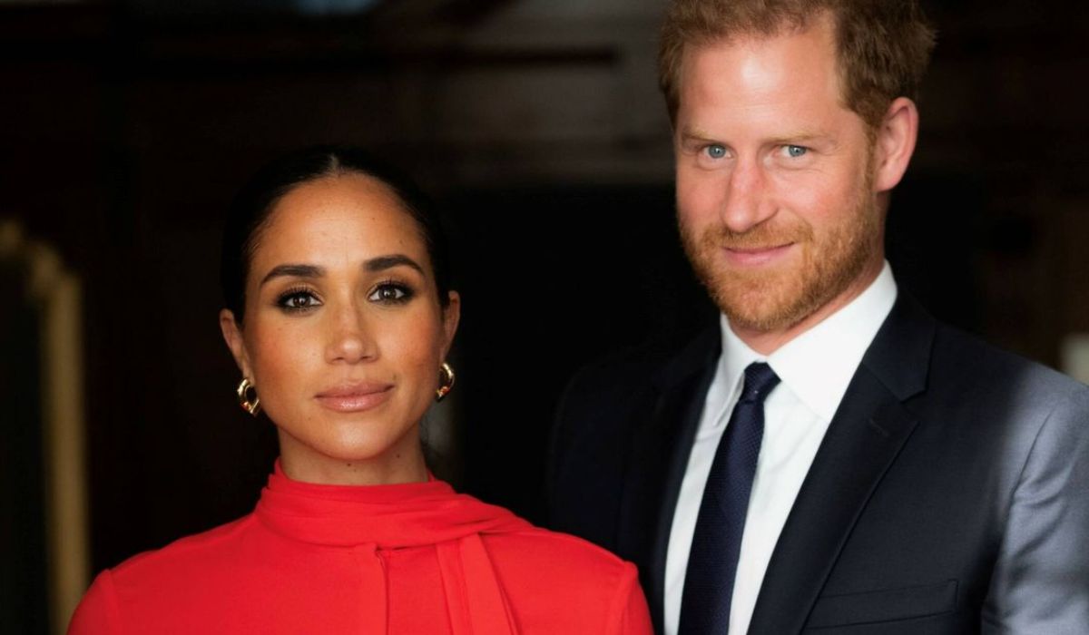 El príncipe Harry y Meghan Markle pasaran la navidad solos, la familia real siente felicidad