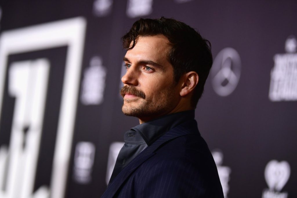 Henry Cavill no pudo evitar llorar tras ser despedido de su papel en Superman