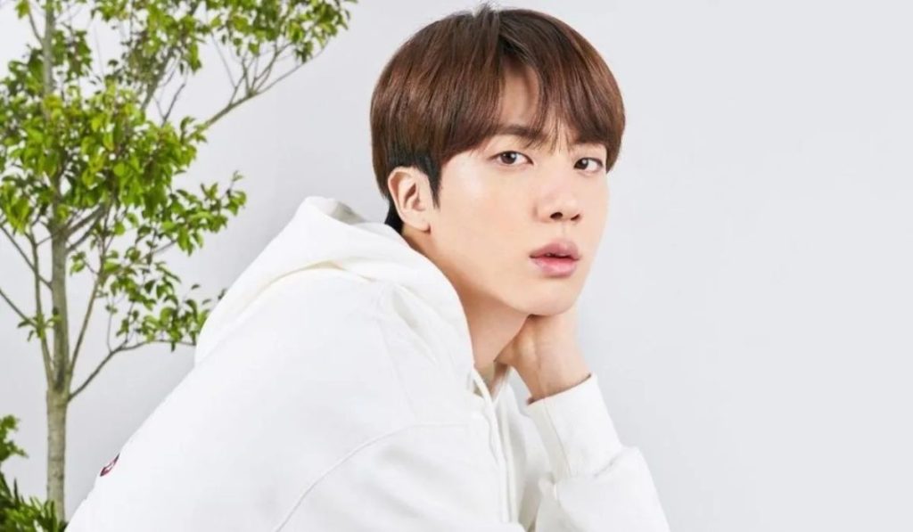 Jin de BTS con un gesto mostró que estaba recién casado antes de irse al servicio militar