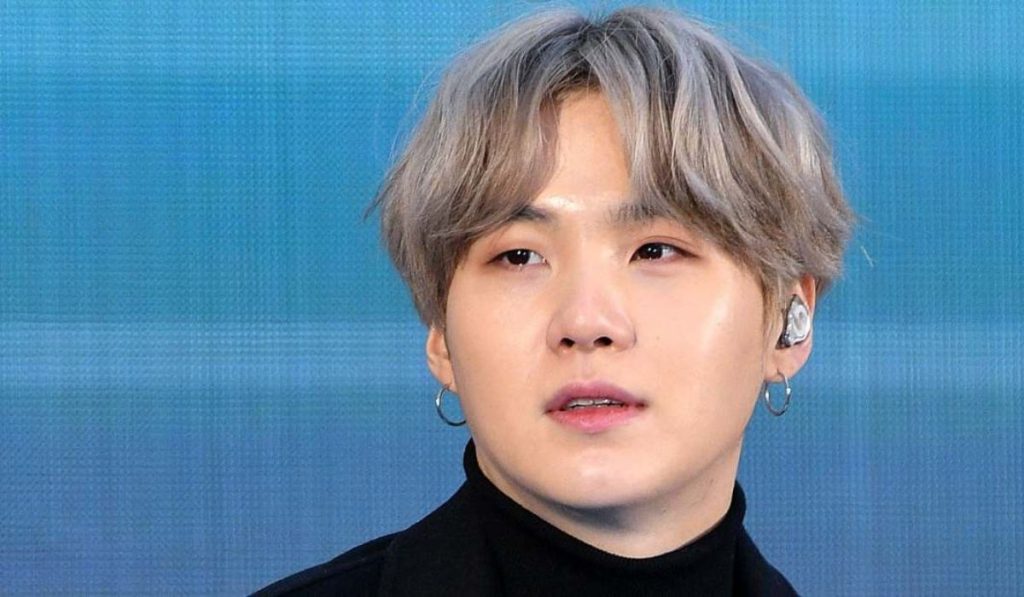 Suga de BTS revela su primer amor y afirma que se arrepiente de haberse enamorado de ella