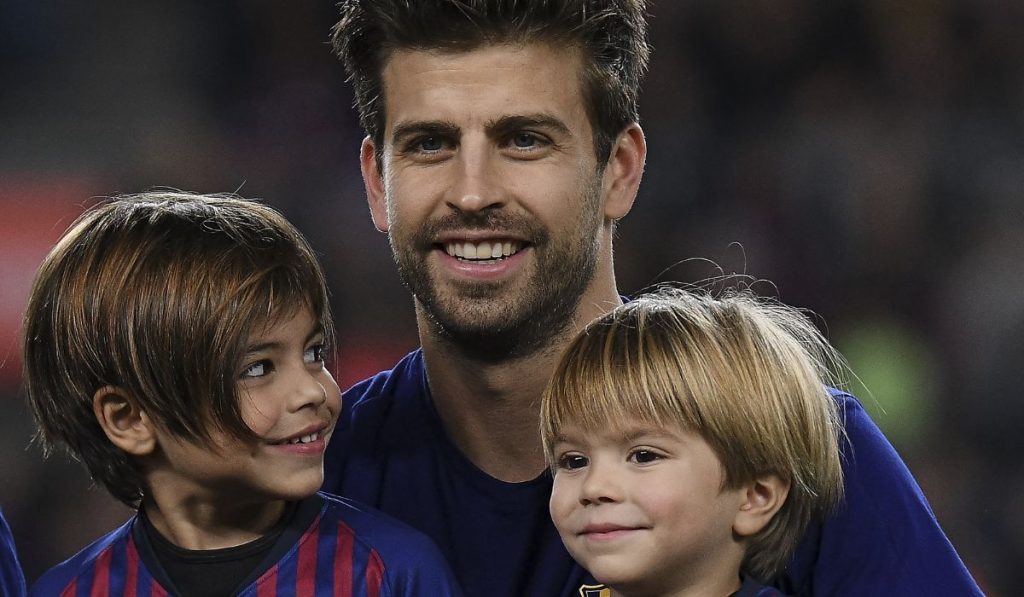 Gerard Piqué esta aburrido de Clara Chía y ha preferido pasar tiempo con sus hijos
