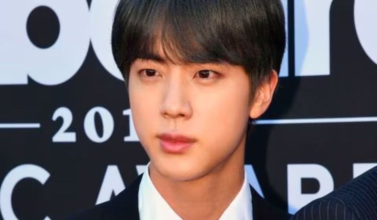 Jin de BTS sorprende a ARMY al poder enviar un mensaje desde el servicio militar