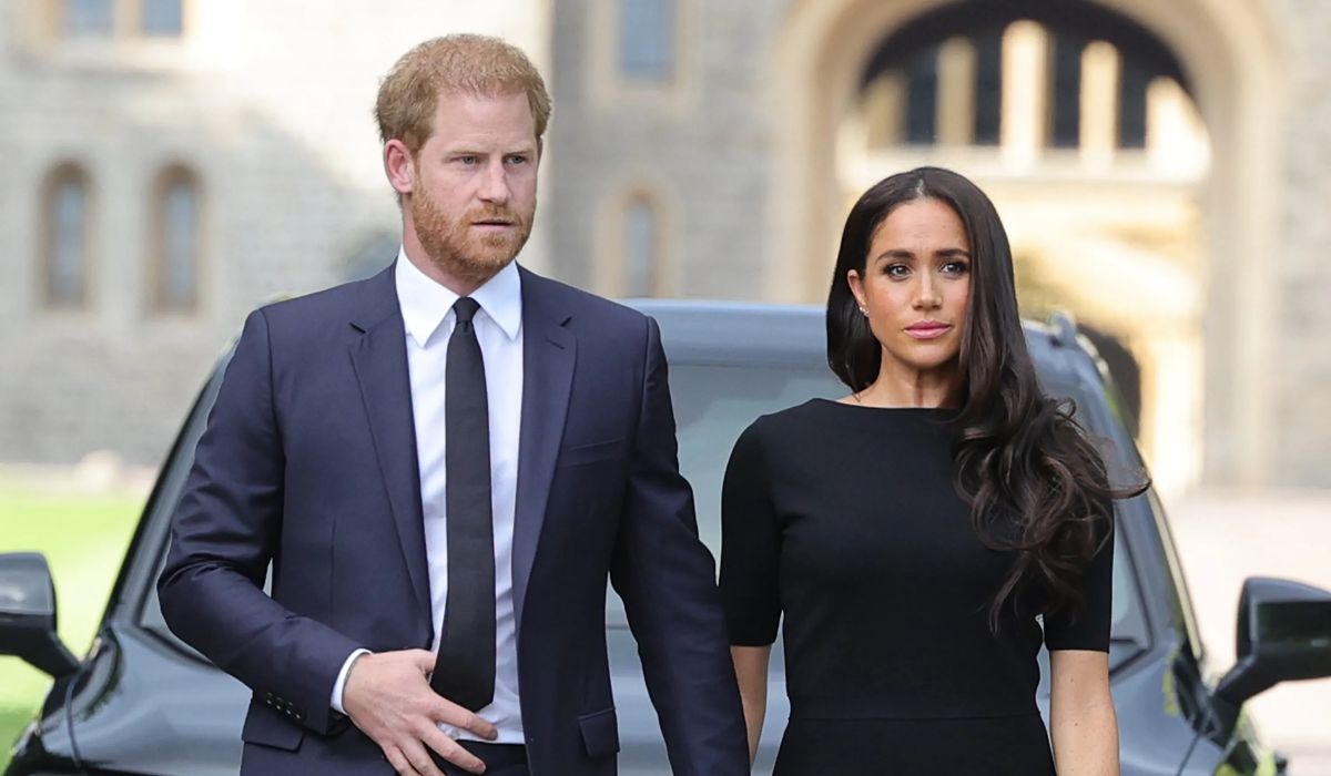 La Familia Real Británica ha recibido una fortuna por dar información del príncipe Harry y Meghan Markle 