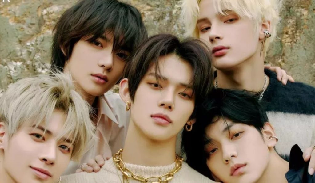 Los miembros de TXT revolucionan las redes por su actuación "sin pantalones" Los miembros de TXT revolucionan las redes por su actuación "sin pantalones"