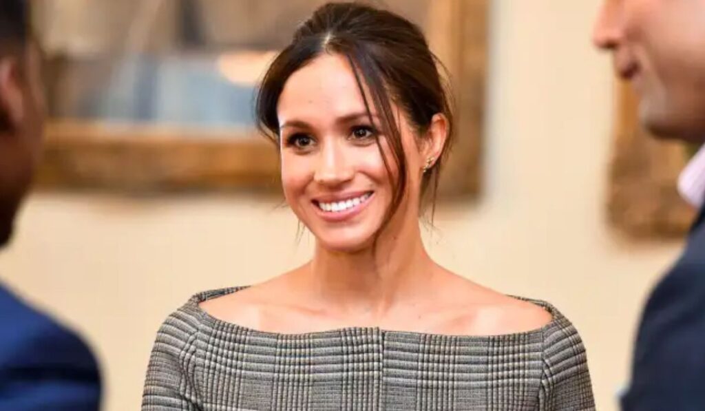 Meghan Markle recibe críticas por parte de la realeza por su asombrosa obsesión con el dinero