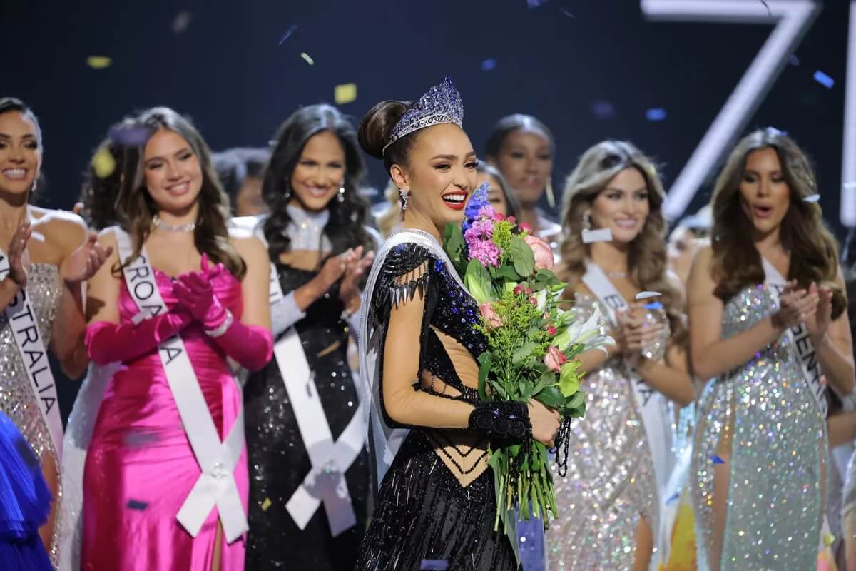 Miss Universo 2022 confiesa que nunca se lava el pelo: "Mientras más sucio mejor"