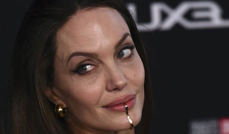Angelina Jolie contrató un asesino a sueldo una vez