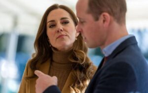 Camilla Parker defiende a la amante del príncipe William y Kate Middleton planea una agresiva venganza