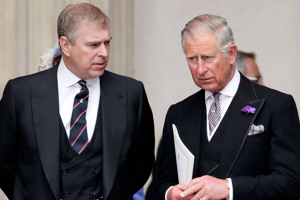 El Príncipe Andrés recibe una nueva y muy grave denuncia que involucra al Rey Carlos III