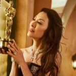 Escándalo en los Oscar tras filtrarse que la nueva presidenta es amiga cercana de Michelle Yeoh