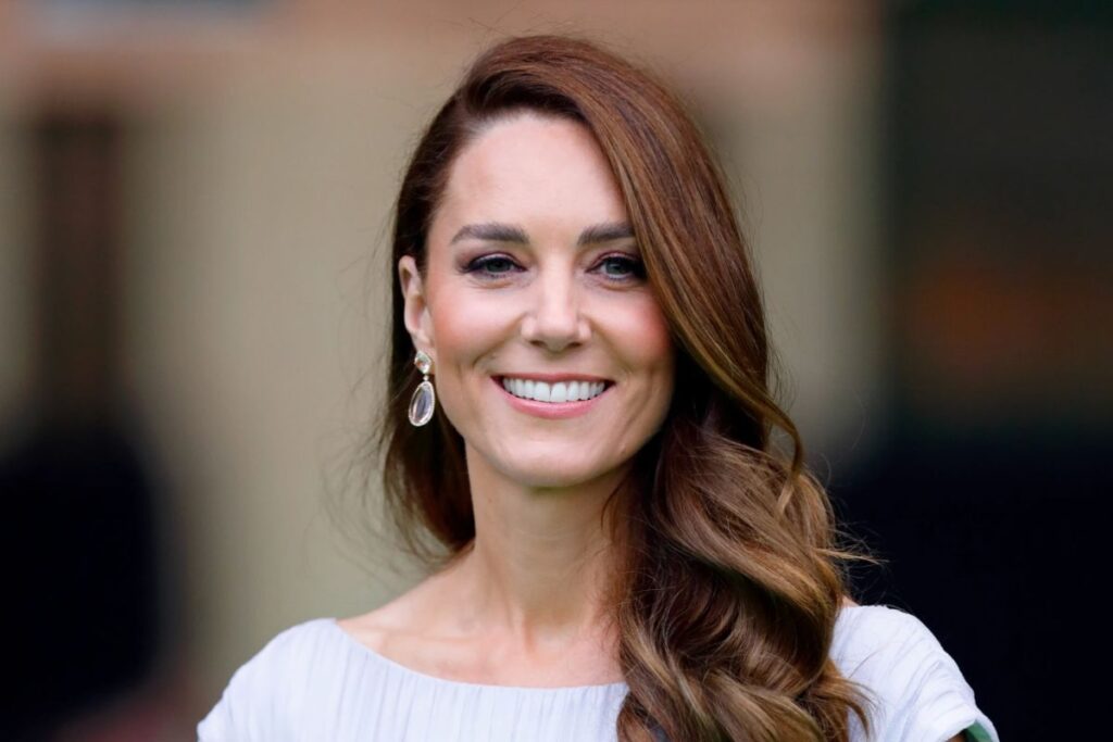 Irlanda le da la mano a Kate Middleton en medio del escándalo de infidelidad del principe William