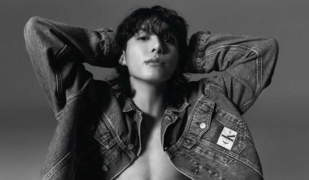 Jungkook de BTS enloquece al ARMY por su video explícito detrás de cámaras para Calvin Klein