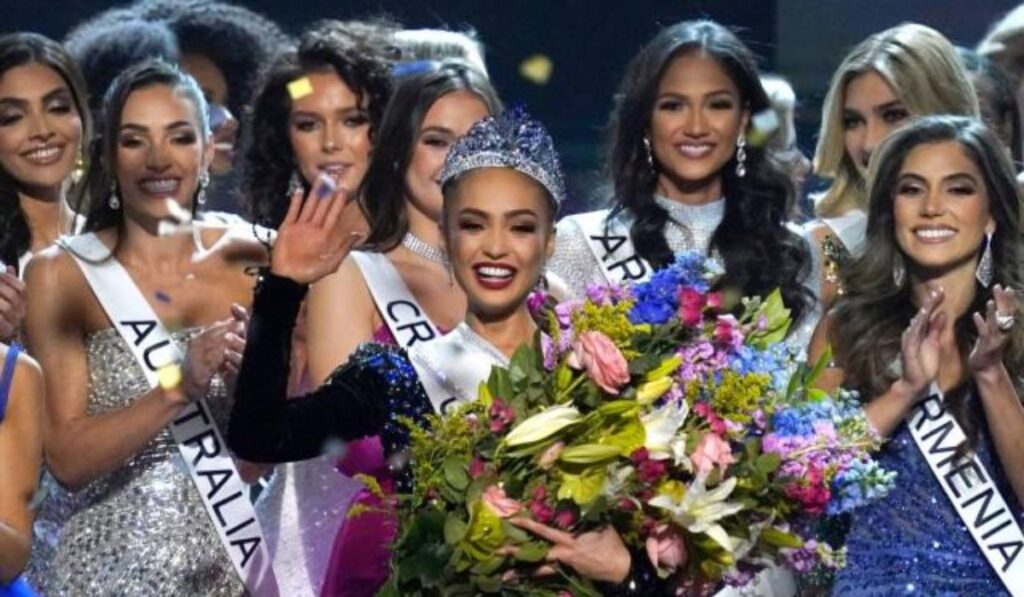 La organización de Miss Universo anuncia una nueva ganadora después de R'Bonney Nola