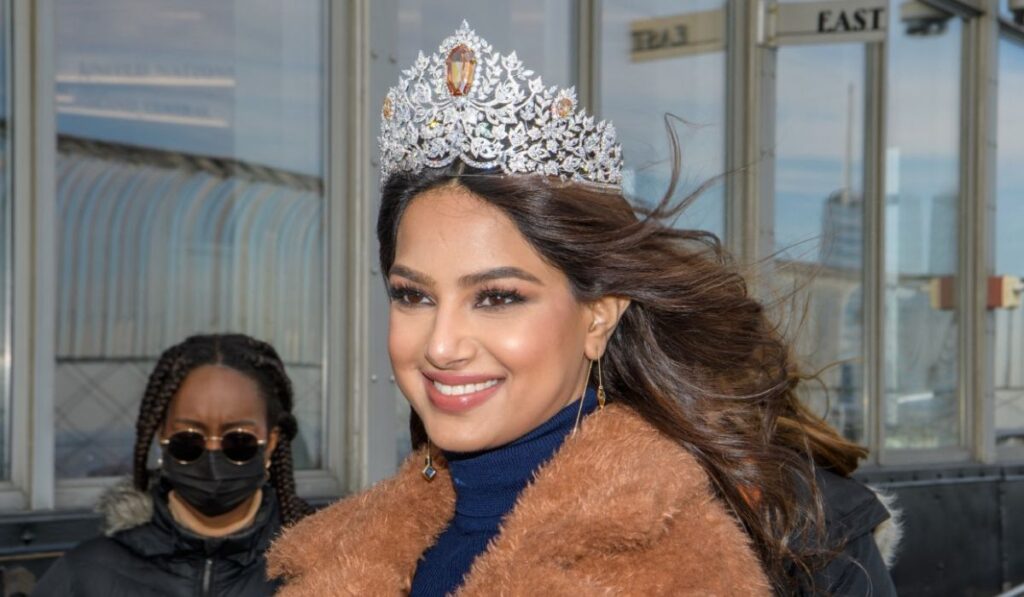 Miss Universo 2021 aparece más feliz que nunca tras abandonar a la organización