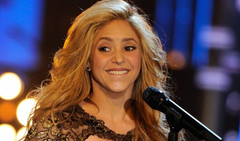 Shakira tuvo una cita con un apuesto caballero y se filtran las fotos en las redes