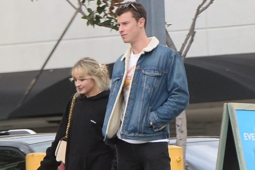 Shawn Mendes da detalles sobre el rumor de una relación con Sabrina Carpenter