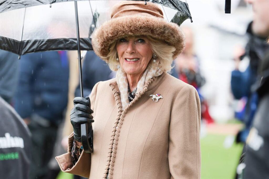 Confirman que Camilla Parker tendrá el mismo nivel de la Reina Isabel II en la realeza británica