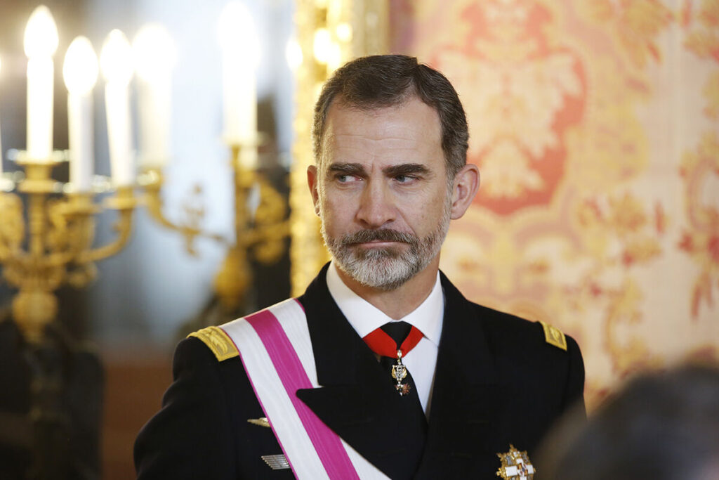 El Rey Felipe VI se fué de vacaciones con su madre tras separarse de la Reina Letizia