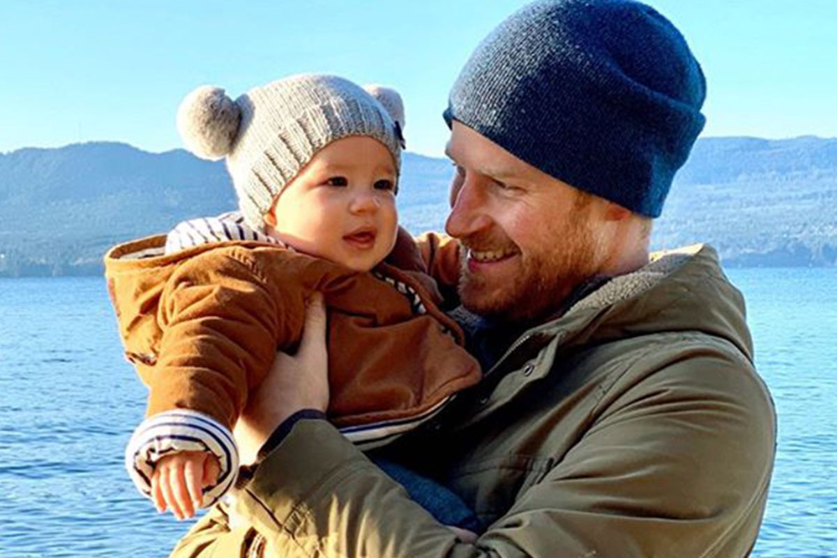 El príncipe Harry afirma que su estadía en la coronación del rey Carlos III será fugaz