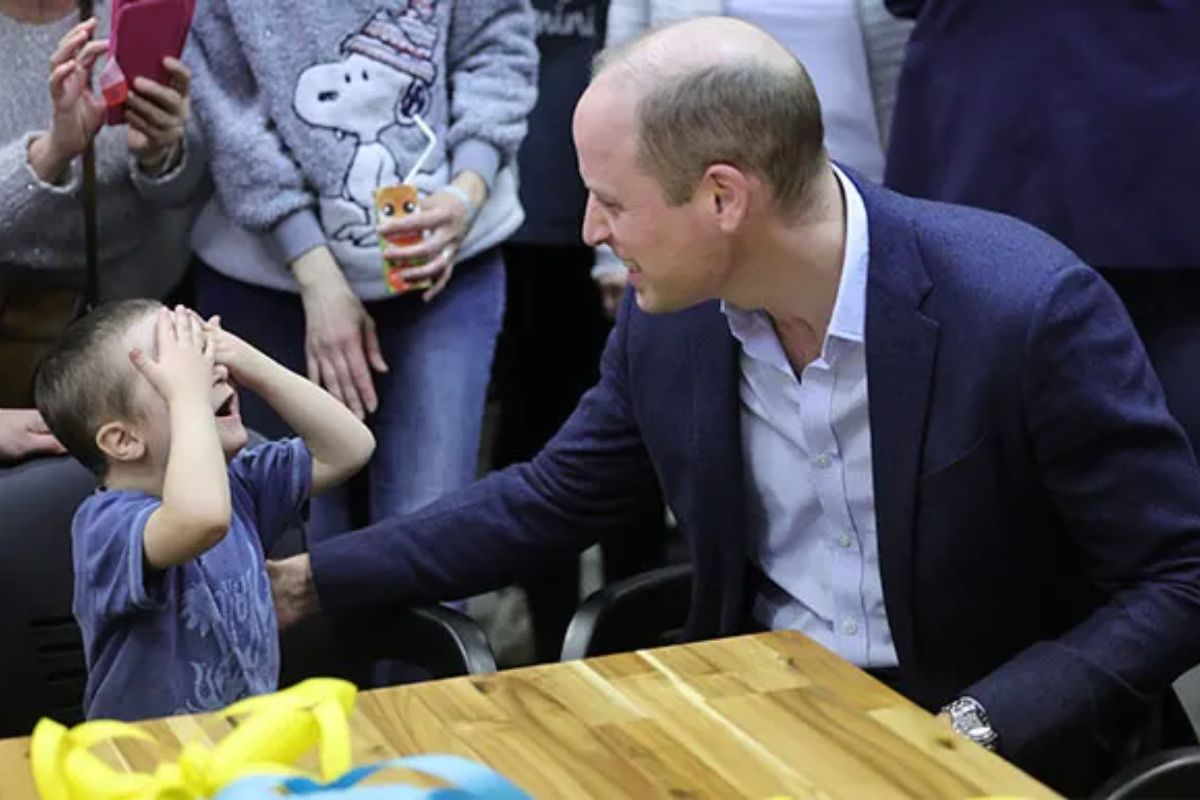 El príncipe William desesperado por mejorar su imagen pública en medio del escándalo de infidelidad