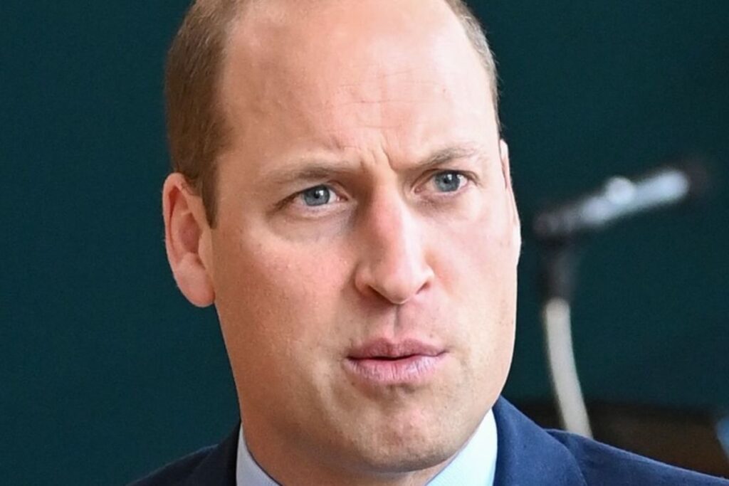 El príncipe William preocupa en redes sociales al postear un triste mensaje de despedida