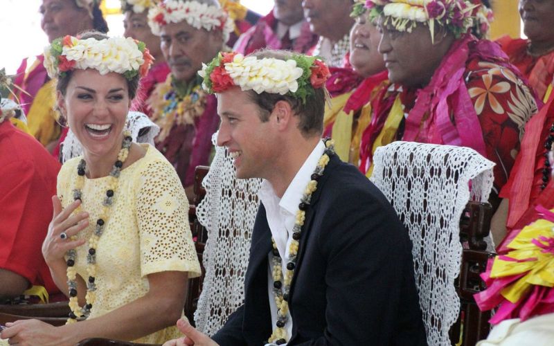 El príncipe William reacciona a las cirugías plásticas de Kate Middleton