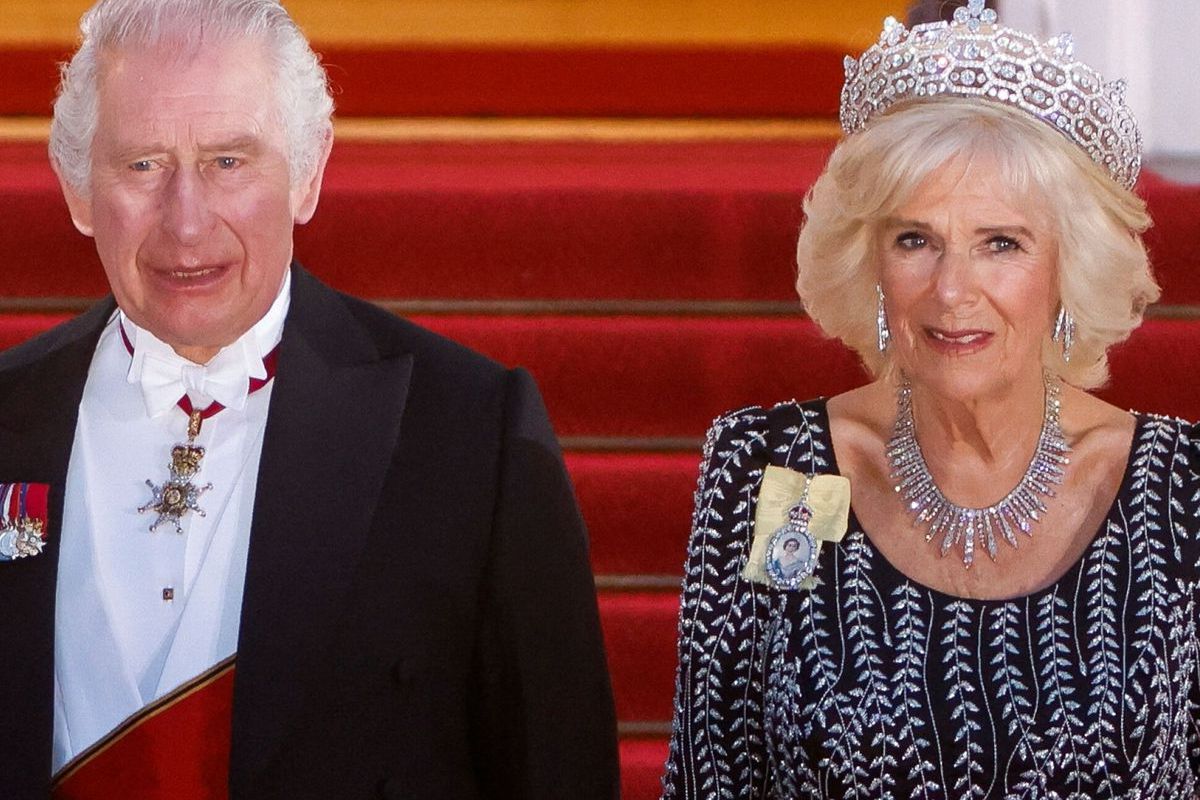 La reina consorte Camilla Parker admite que es demasiado mayor para seguir ejerciendo sus funciones