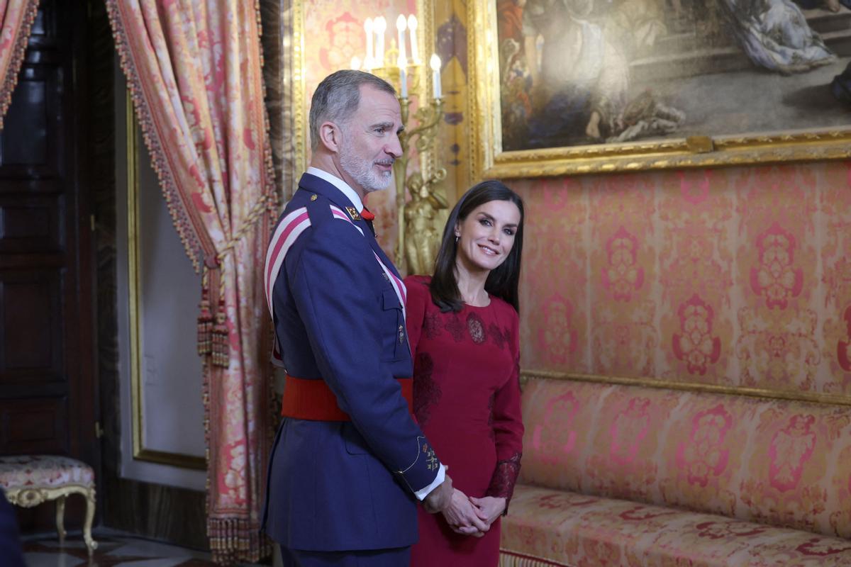 La Reina Letizia le pidió el divorcio al Rey Felipe VI tras descubrirle una amante