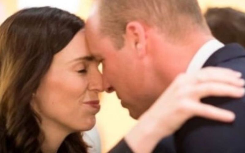 Sorprenden al príncipe William seduciendo a una mujer que era íntima amiga de Meghan Markle en Nueva Zelanda