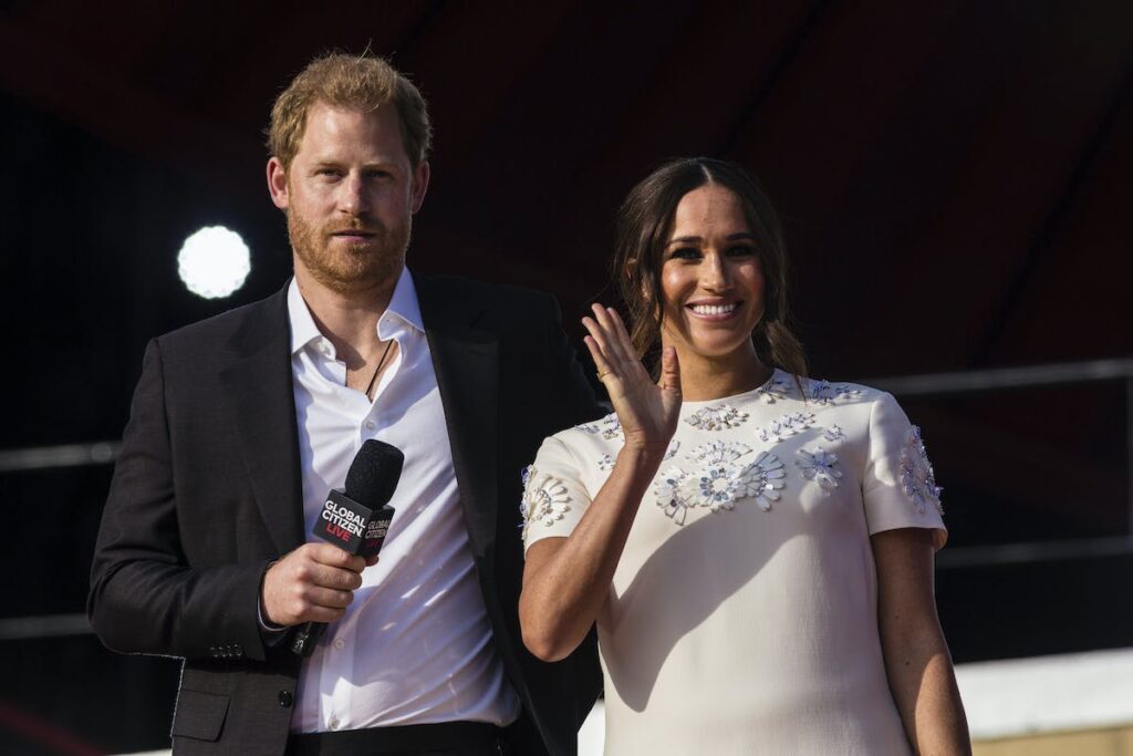 El Príncipe Harry y Meghan Markle podrían volver a atacar a la realeza británica con una nueva colaboración con Netflix