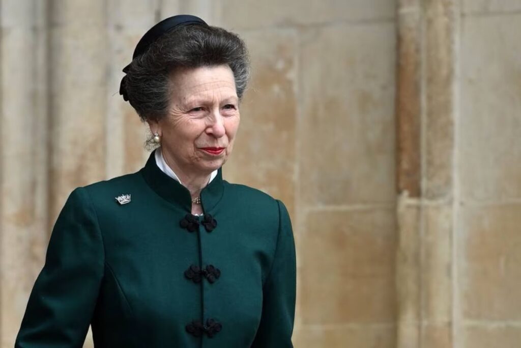 El sirviente que se convirtió en esposo de la princesa Ana y demuestra ser el hombre perfecto