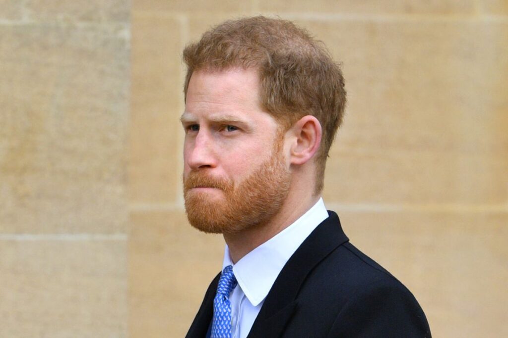 Esta sería la razón por la que el príncipe Harry no podrá posicionarse al lado de la Familia real en la coronación