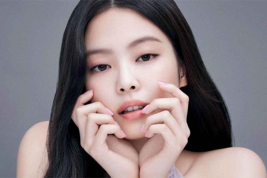Jennie de BLACKPINK deja en claro una vez más el merecimiento de su título como la 'It girl global' del KPOP