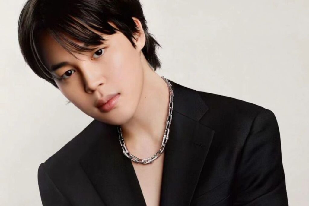Jimin de BTS sorprende a todos sus fanáticos con su nueva sesión de fotos de "novio perfecto"