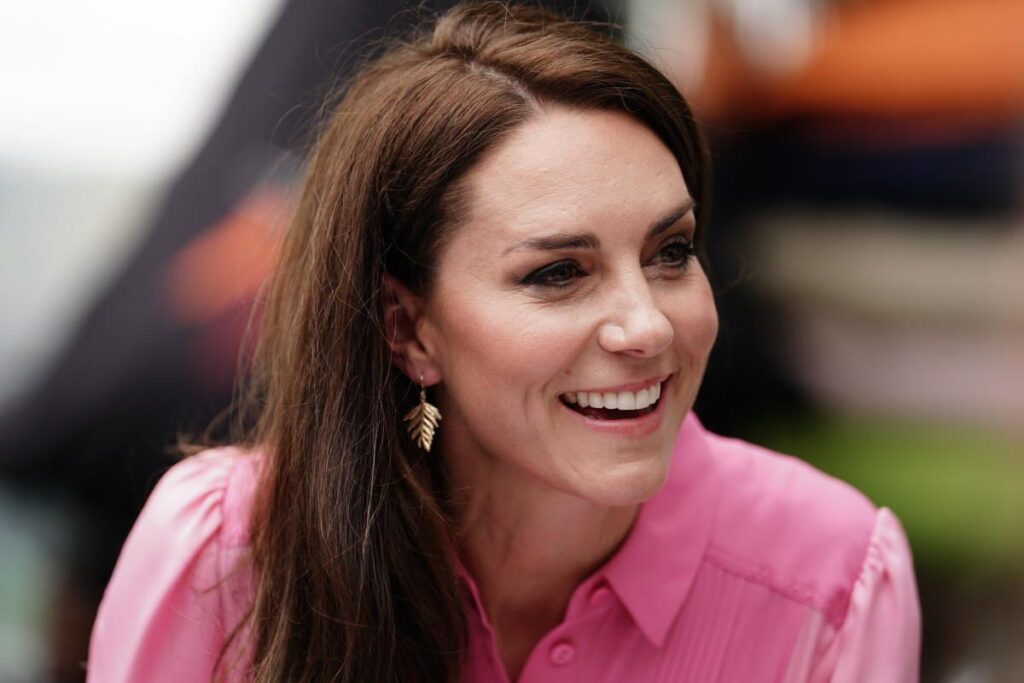 Kate Middleton aumenta su popularidad con una nueva labor social donde apareció con un look que sorprendió a todos