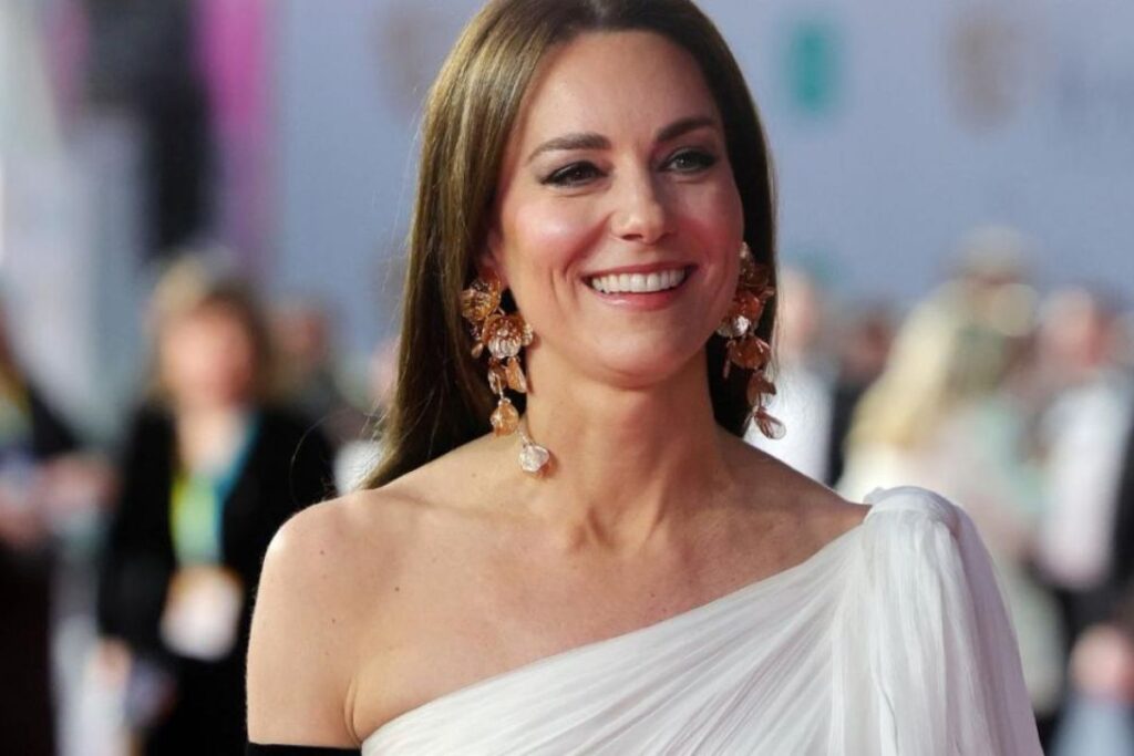 La espectacular aparición de Kate Middleton en EUROVISION demostrando su talento como músico