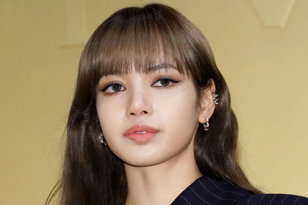 Lisa de BLACKPINK continúa cosechando éxitos como solista y ahora ha roto impresionante récord con LALISA