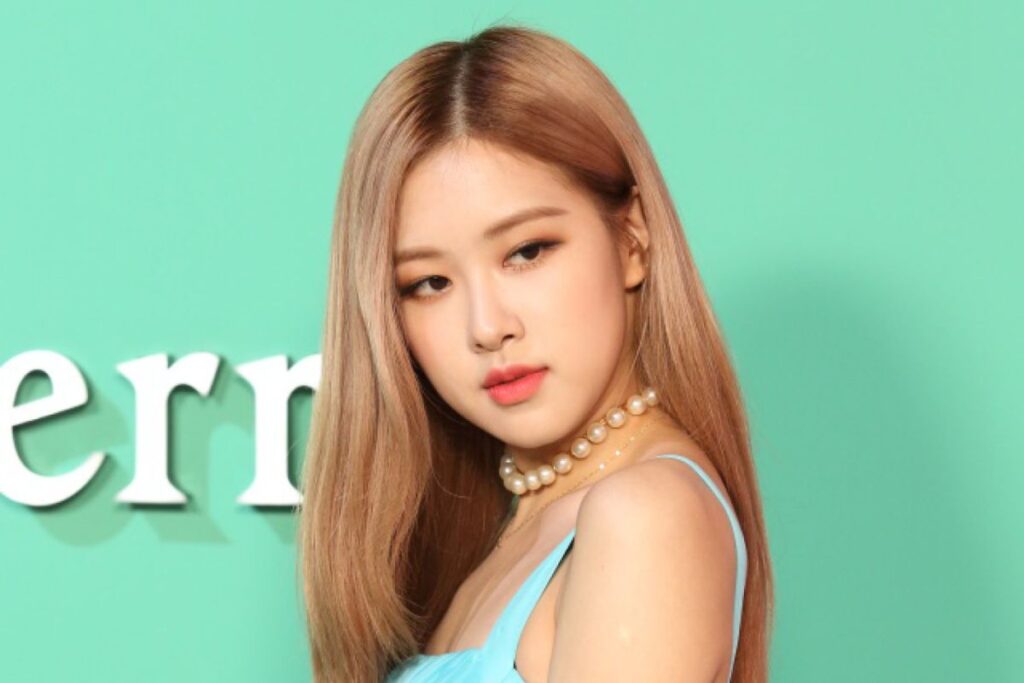 Rosé de BLACKPINK se convierte en el centro de atención del festival de Cannes llenando a todos de ternura