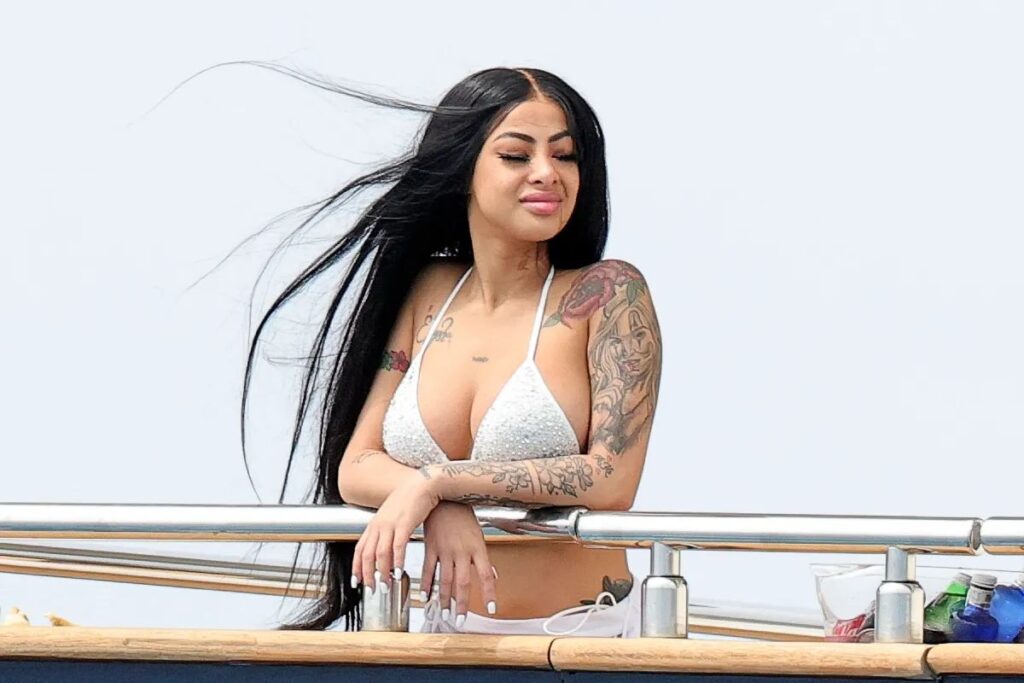 Yailin la más viral reaparece en el hospital después de que Anuel AA le dedicara la canción a Karol G