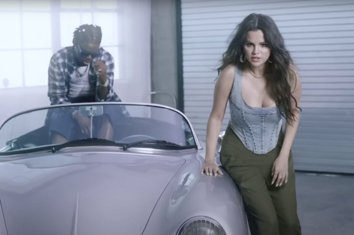 "Calm Down" de Rema Y Selena Gomez encabeza la radio general de Estados Unidos