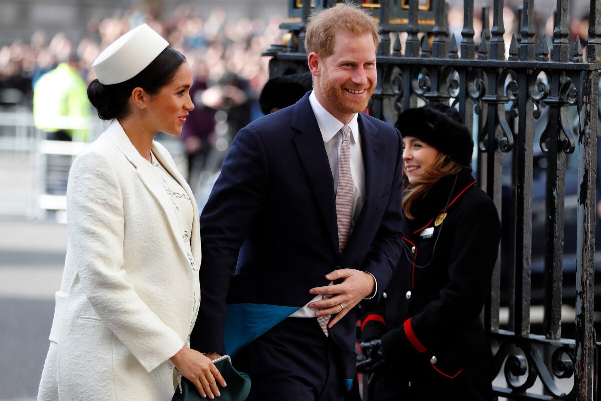 Reportan que Meghan Markle y el Príncipe Harry estarían viviendo en casas distintas