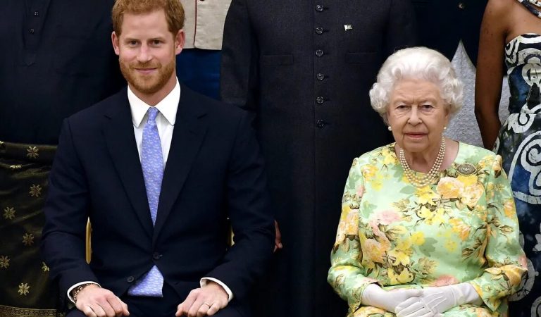 El Príncipe Harry habría atacado a la Reina Isabel II con sus declaraciones