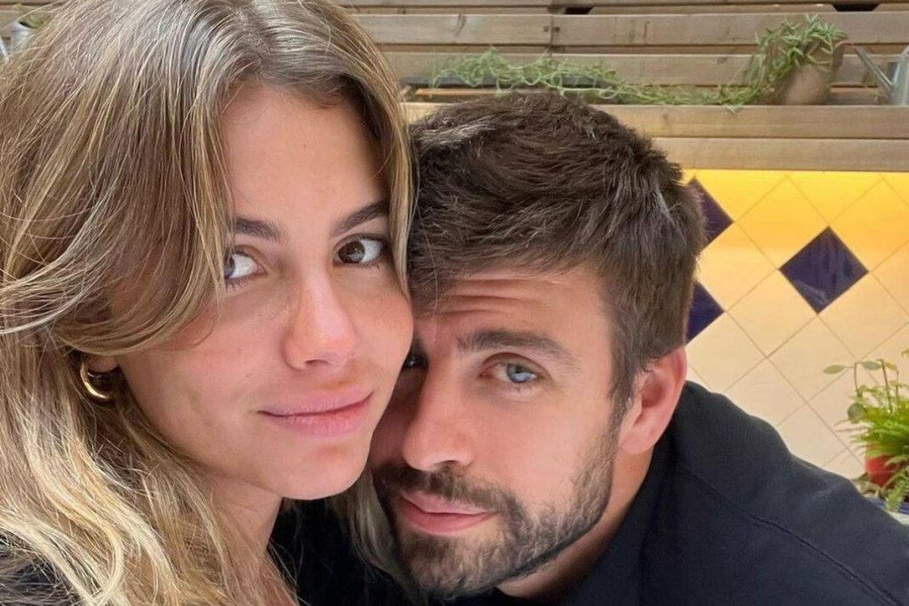 Gerard Piqué y Clara Chía estuvieron visitando el consulado colombiano en Barcelona