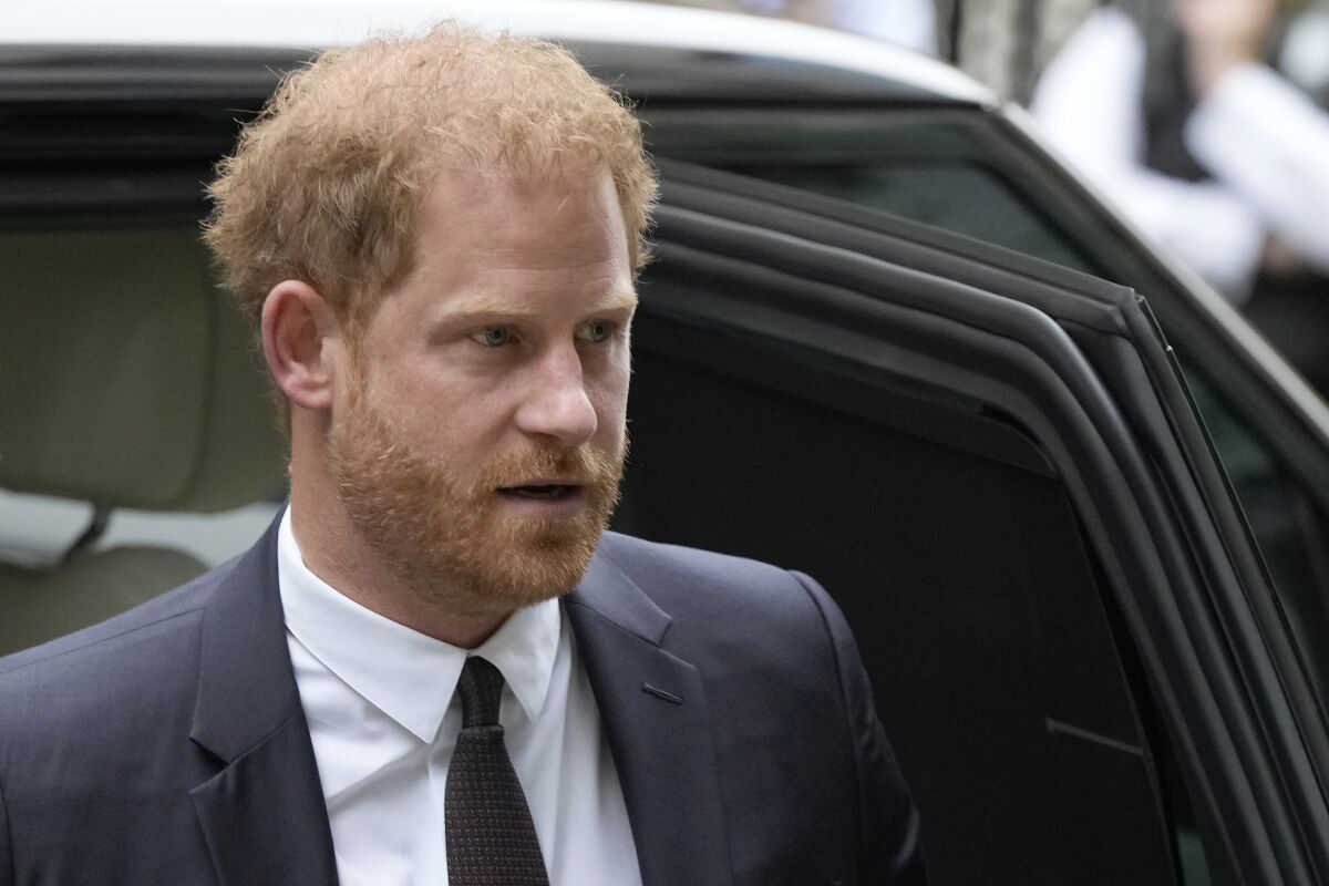 El Príncipe Harry recibe nueva derrota en su batalla legal contra la prensa británica