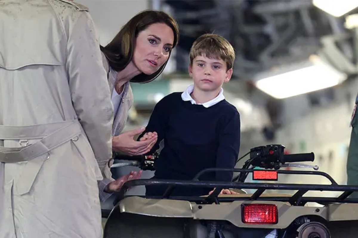 El príncipe Louis más aventurero que nunca en la reciente aparición con sus padres