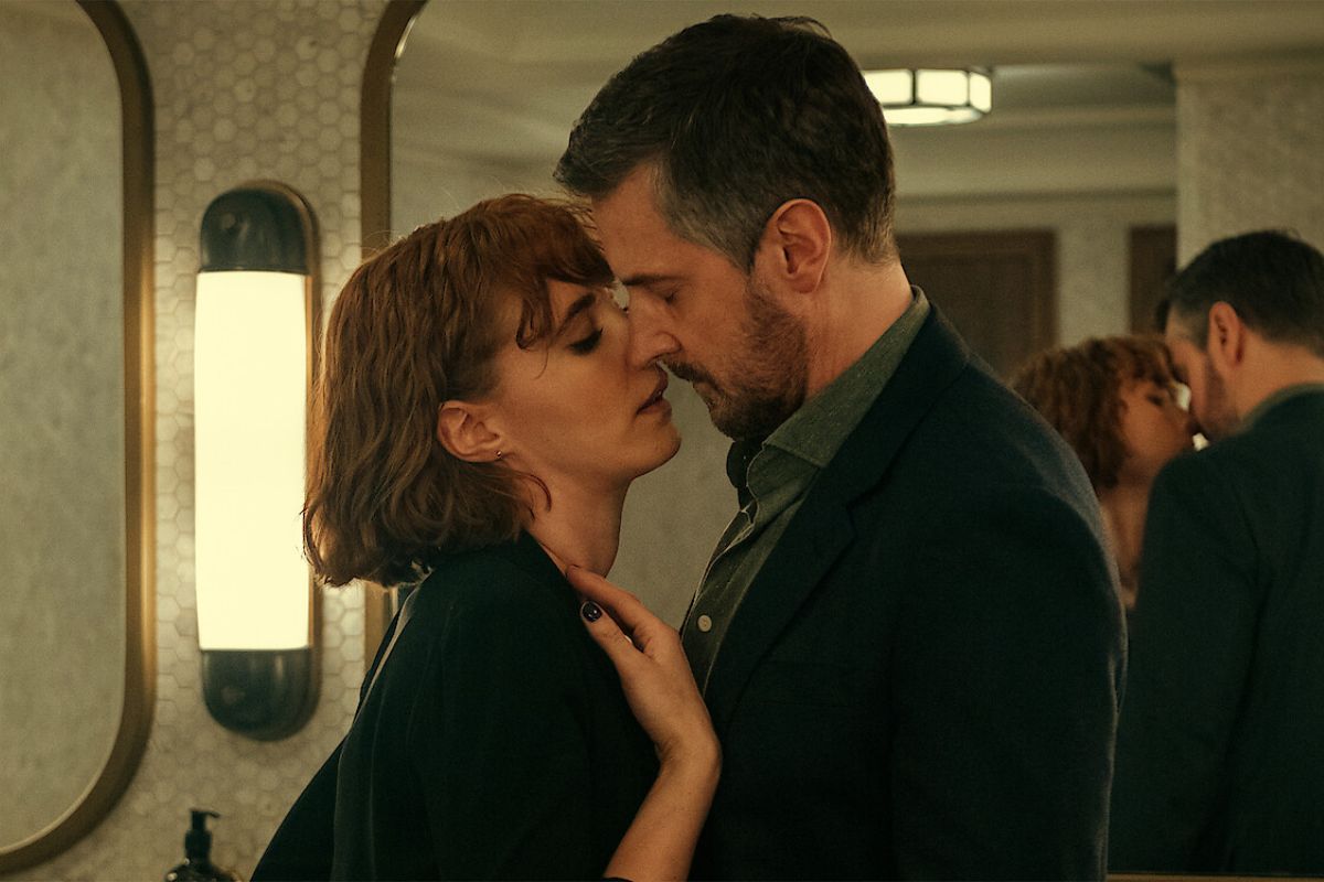 La picante miniserie de Netflix que solo debes ver con tu pareja