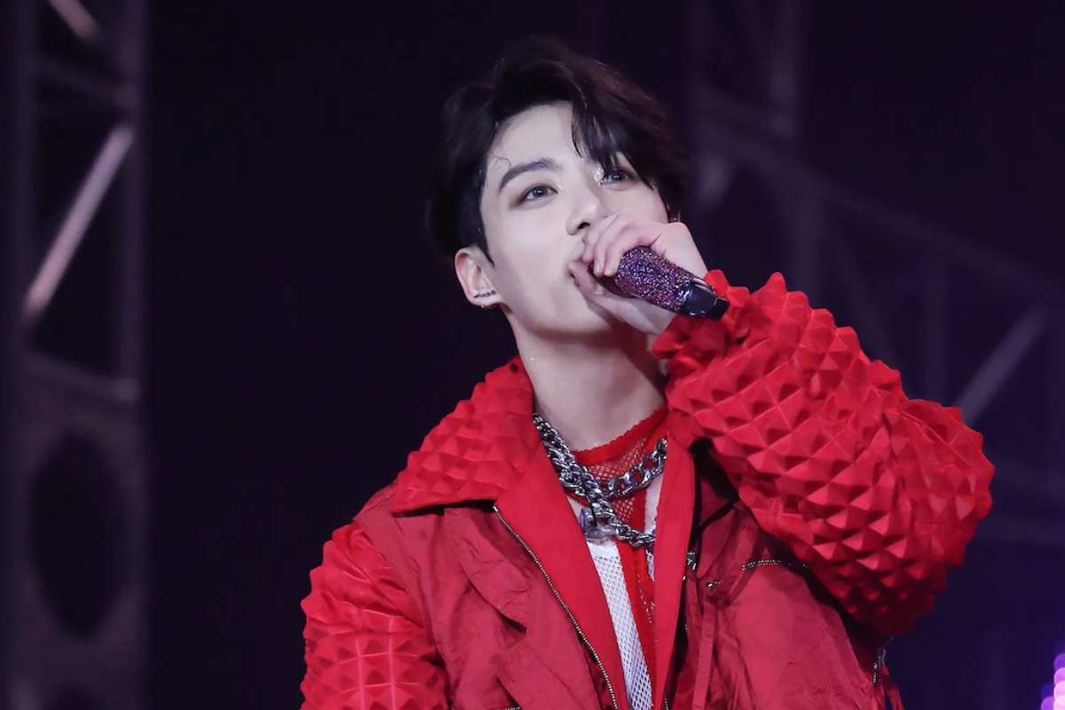 Los ARMYs enfurecen en contra de Jungkook de BTS y BigHit Music por esta razón