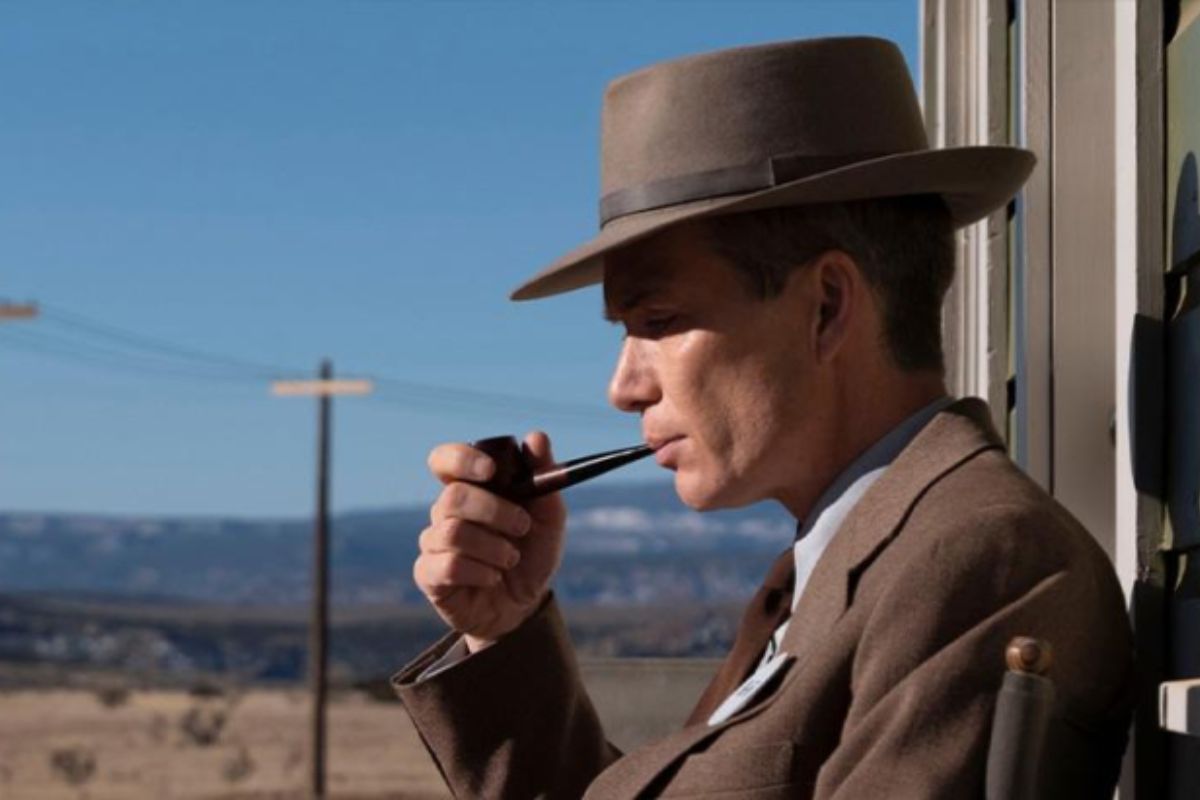 "Oppenheimer": El importante papel que juegan los cigarrillos en la película