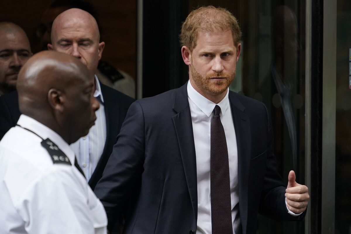 El Príncipe Harry recibe nueva derrota en su batalla legal contra la prensa británica